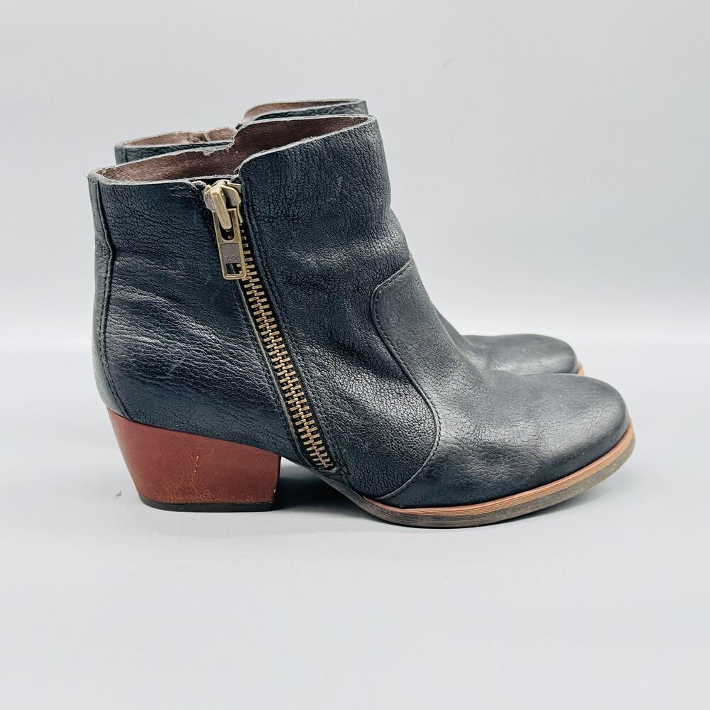 Korks by Kork Ease Boots Womens 7 Black Leather Ankle Booties Round Toe Zip Heel
